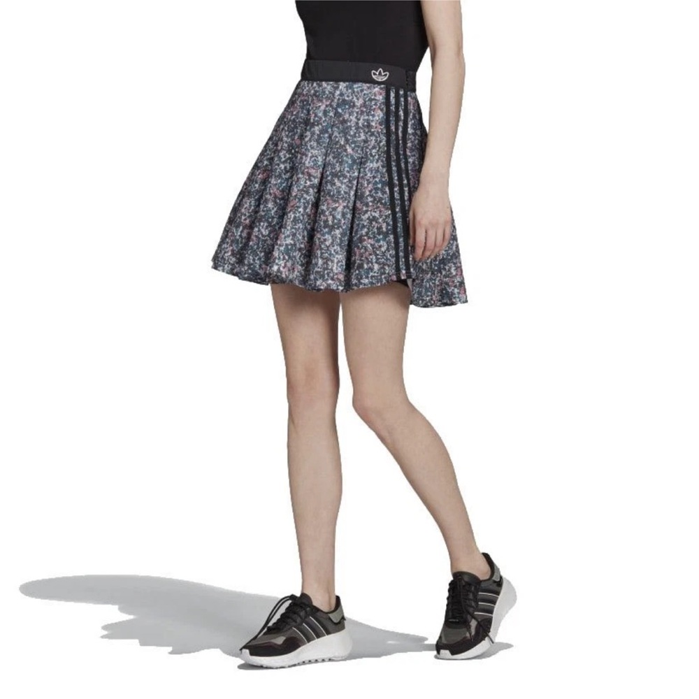 adidas Floral Print Circle Skirt with Black Waistband - Picture 2 of 8